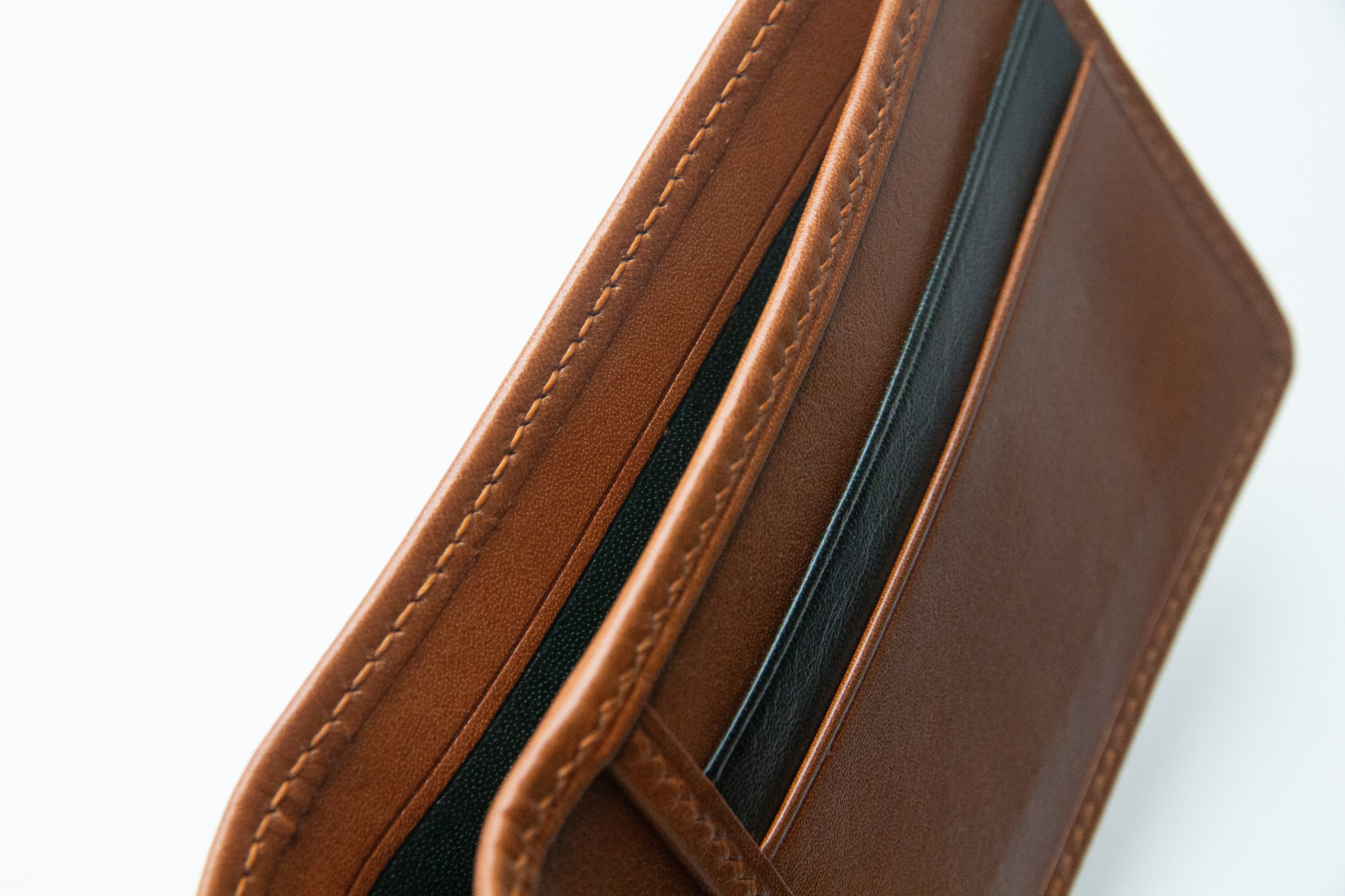 Classic Kangaroo Bifold Wallet