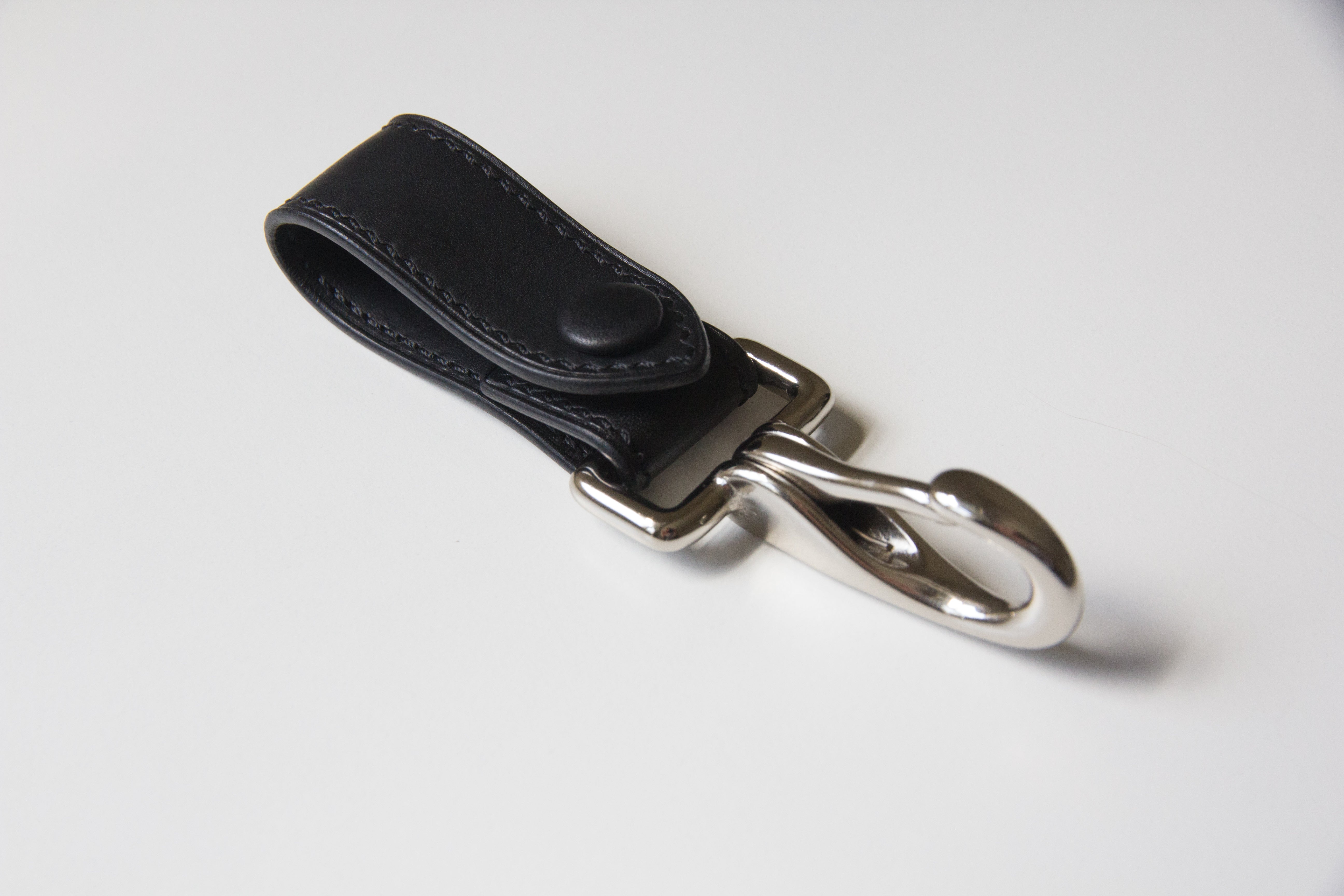 Lined Belt Hook Keyring - Black/Silver